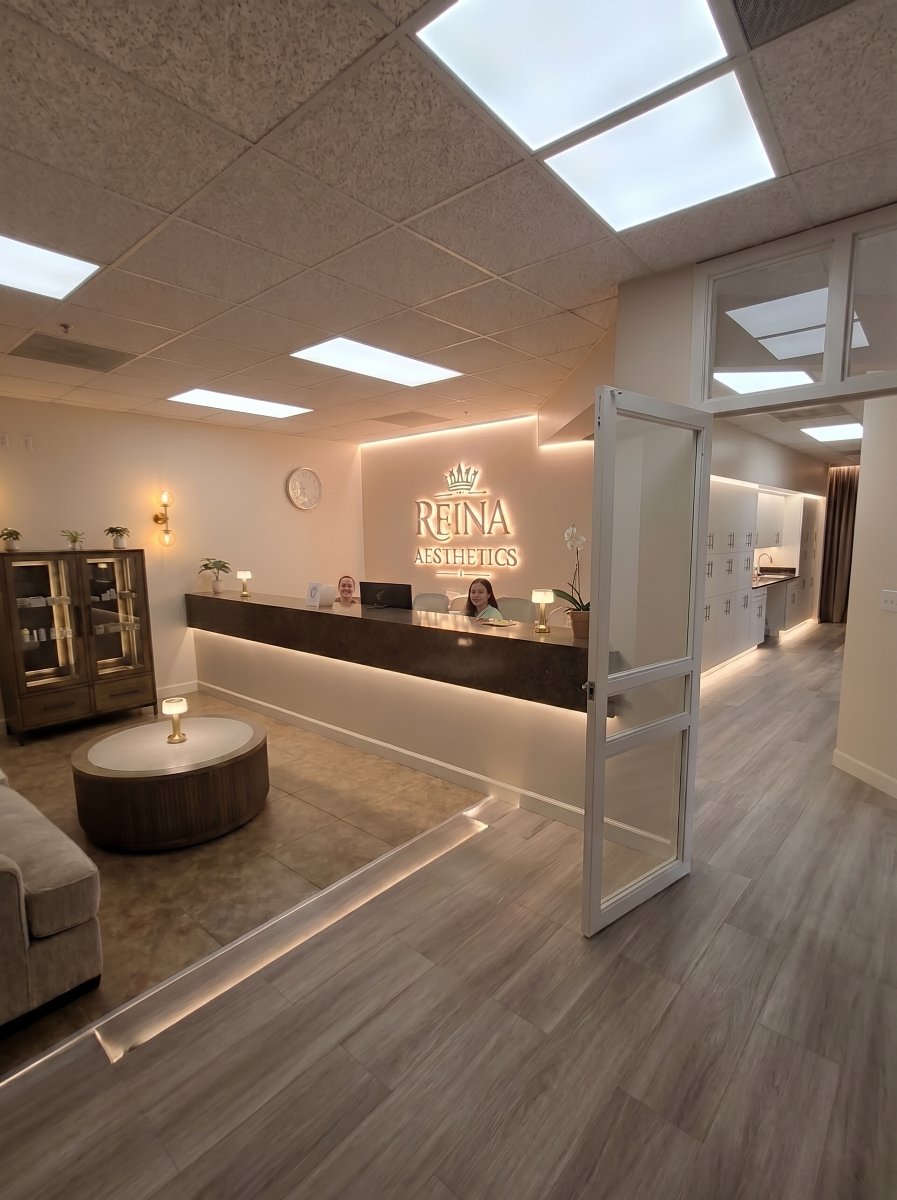 Reina Aesthetics clinic reception – Bakersfield, CA